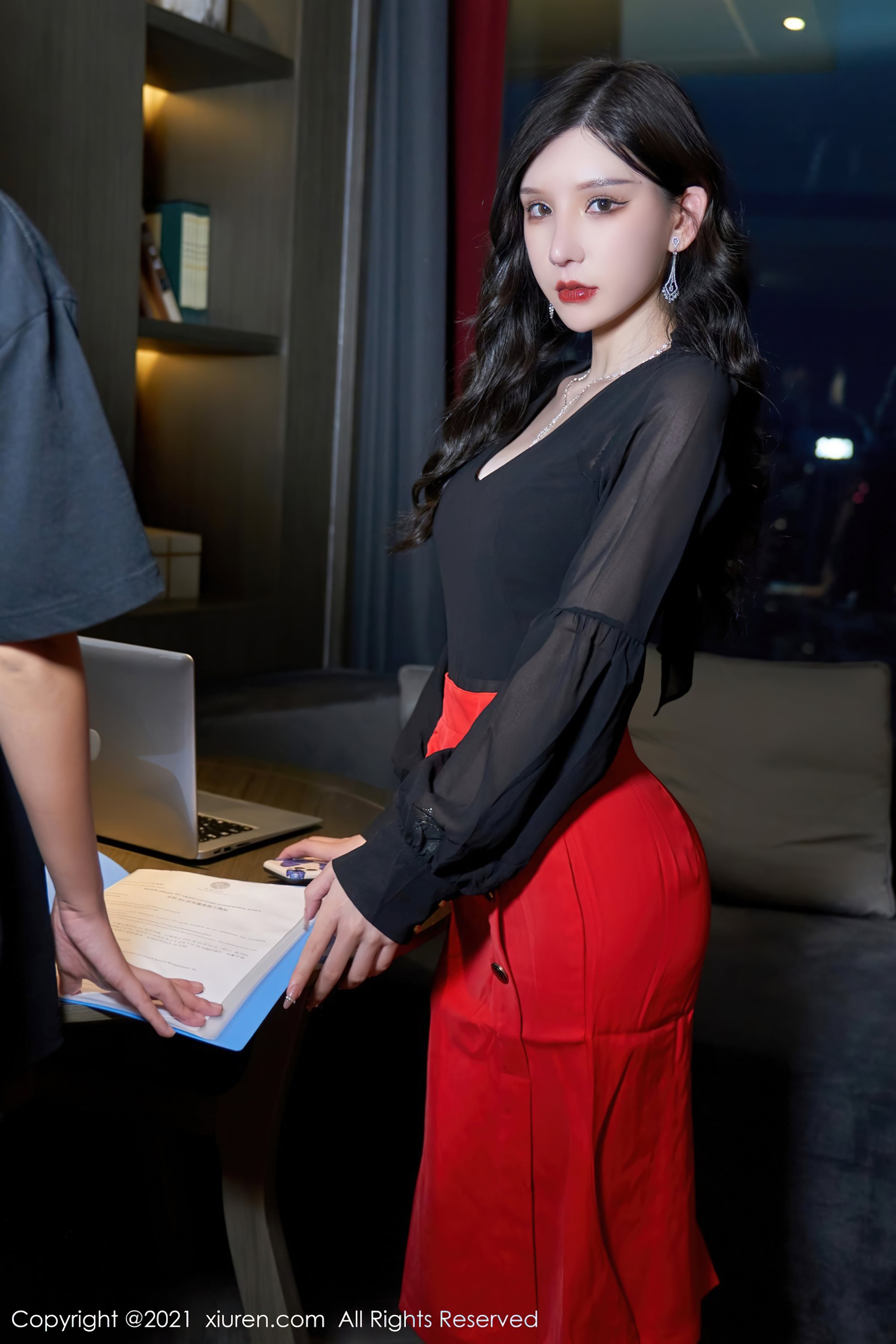 周于希角色扮演写真高清图片合集欣赏