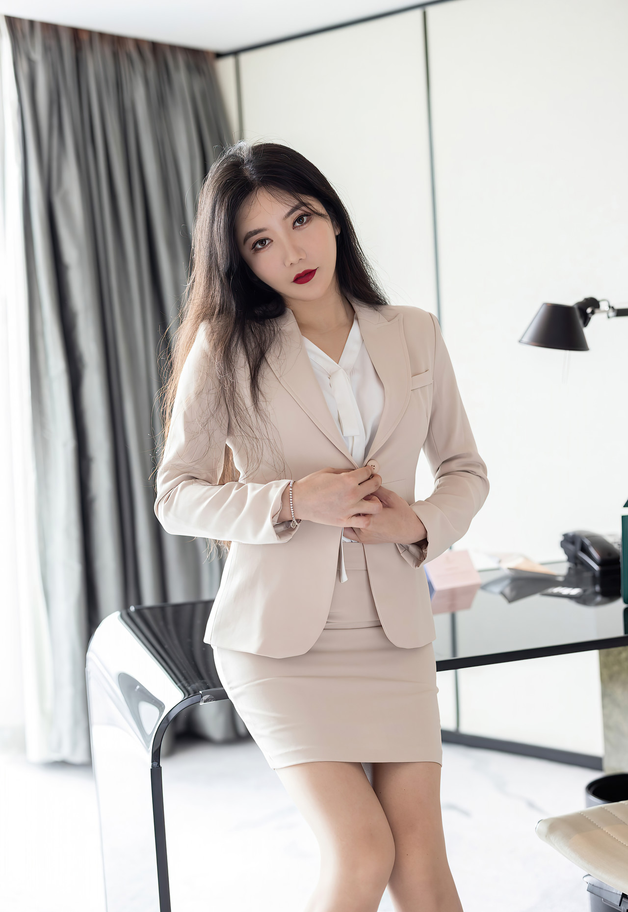 李妍曦 角色还原摄影写真 4